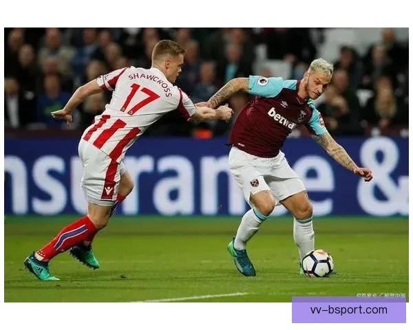 菅原由势右路小角度爆射破门锁定胜局 带领球队轻松取胜