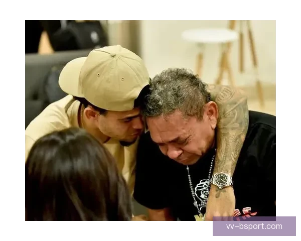 路易斯迪亚斯父亲遭绑架后平安获救牵动足坛与社会各界关注引发热